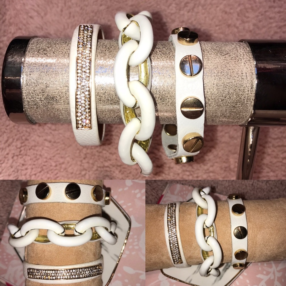 White and 14k gold plated metal bracelet bundle